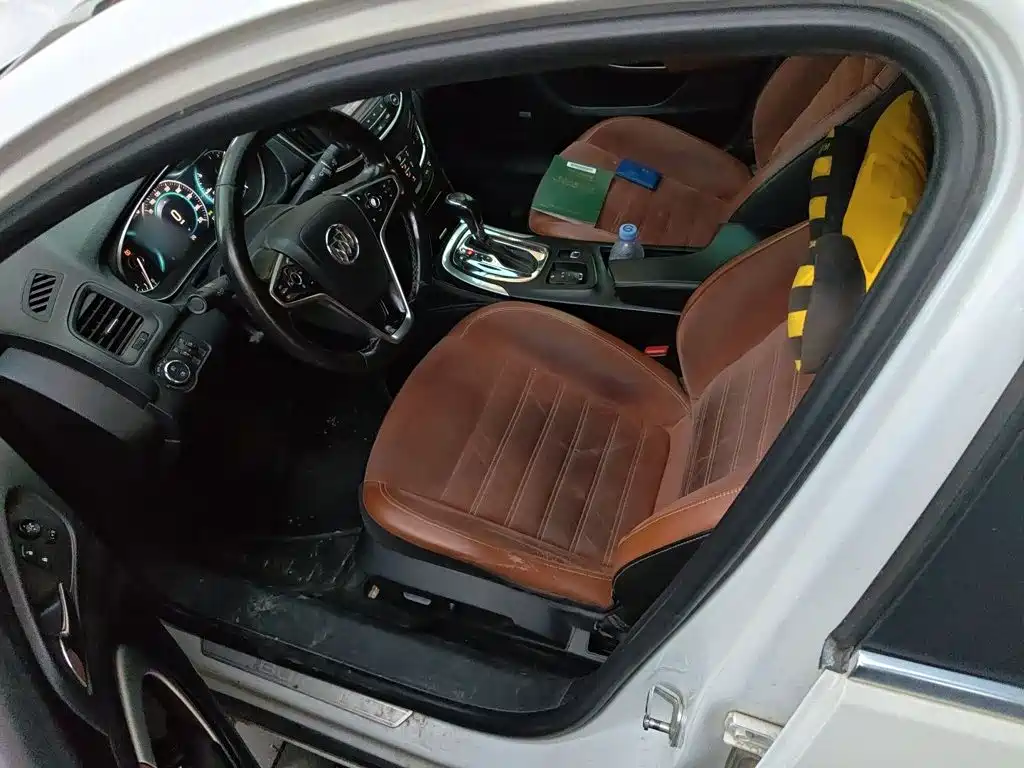 Buick Regal — миниатюра 16