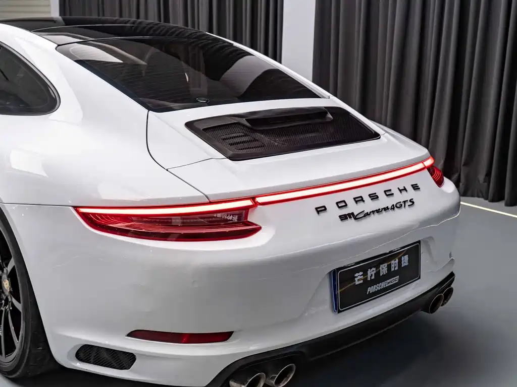 Porsche 911 2013 Carrera 4S 3.8L