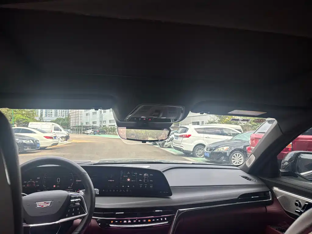Cadillac CT6 — миниатюра 13