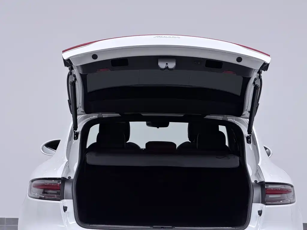 Porsche Macan — миниатюра 17