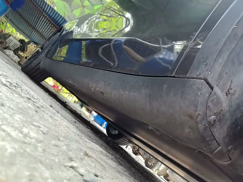 Tesla Model Y — миниатюра 21