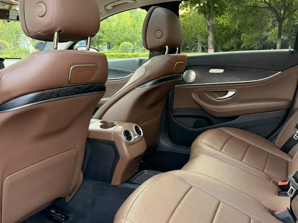 Mercedes-Benz E-Class E 2018 E 200 L Sport