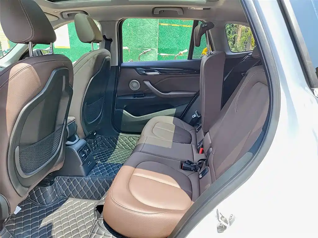BMW X1 2022 sDrive25Li Lead