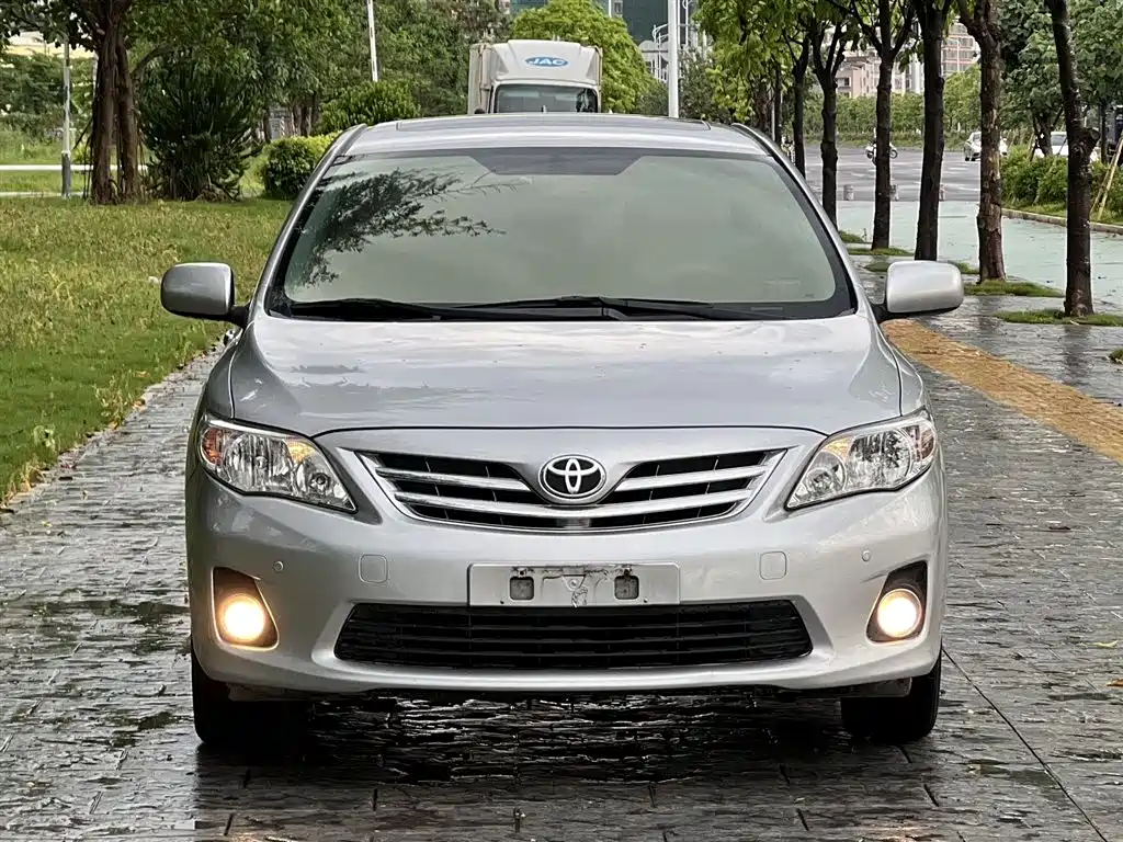 Toyota Corolla 2011 1.6L AT GL
