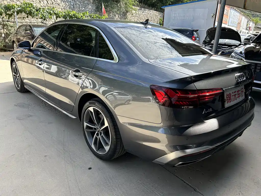 Audi A4L — миниатюра 9