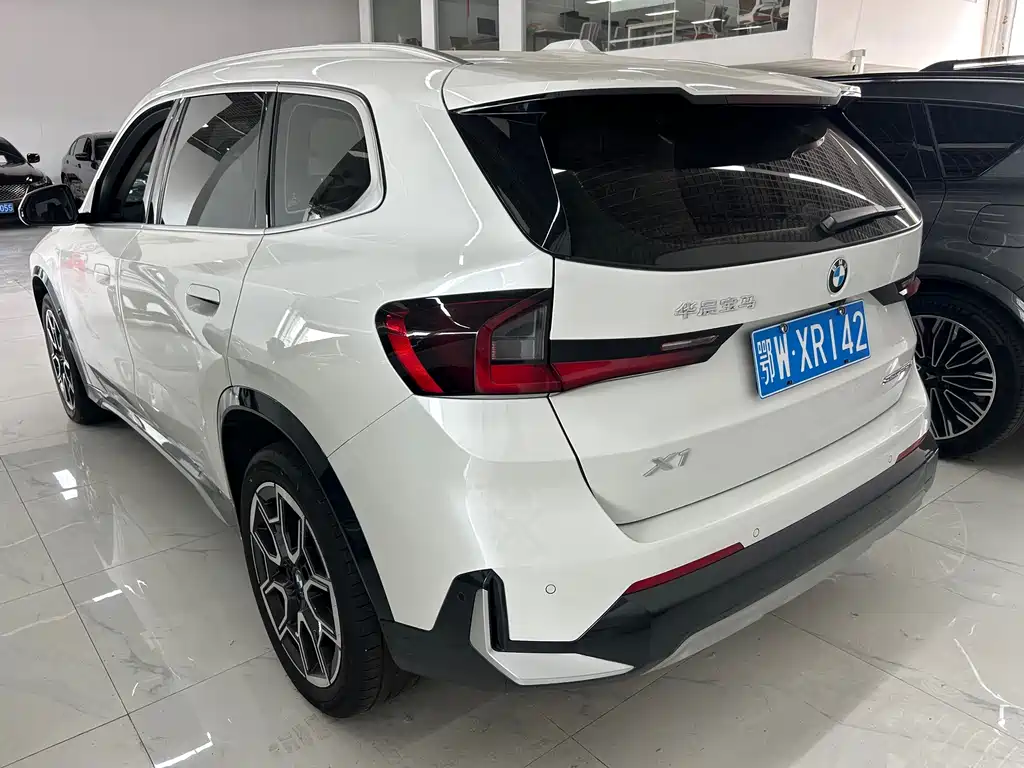 BMW X1 — миниатюра 11