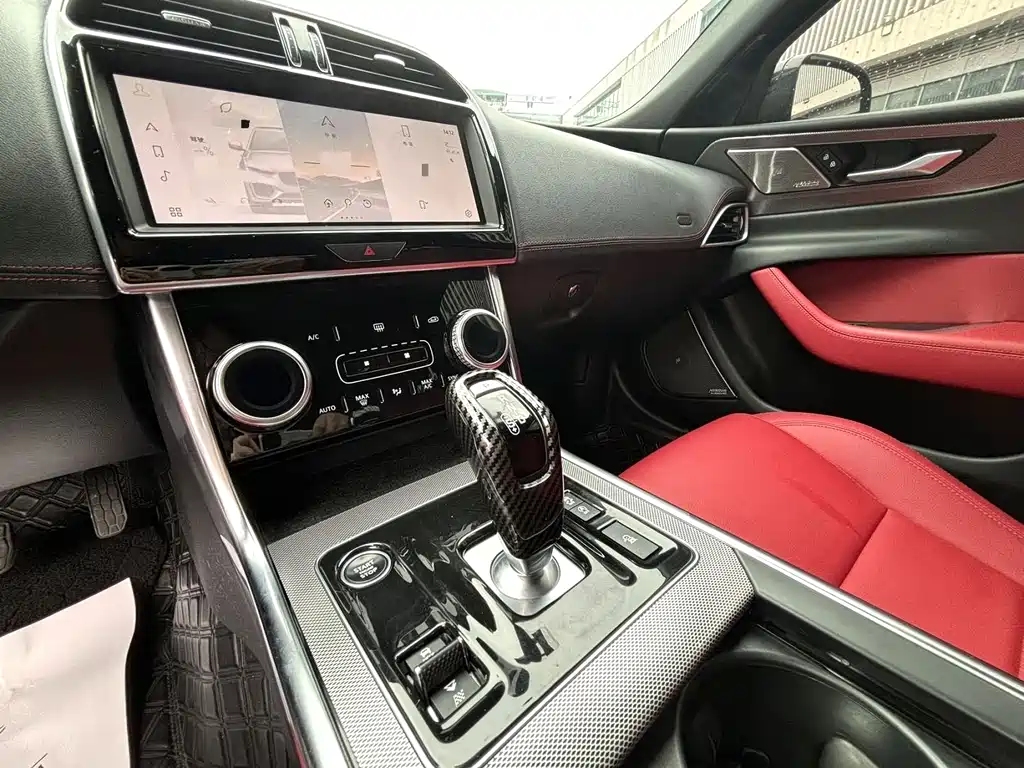 Jaguar XEL — миниатюра 7