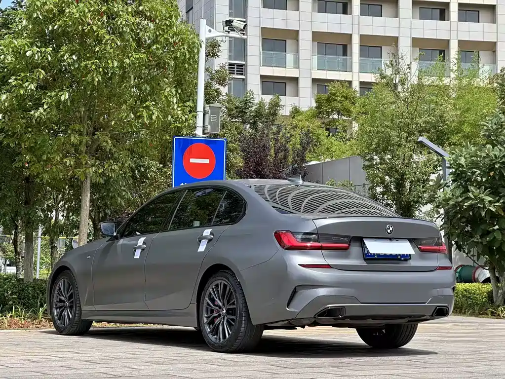 BMW 3 Series — миниатюра 7