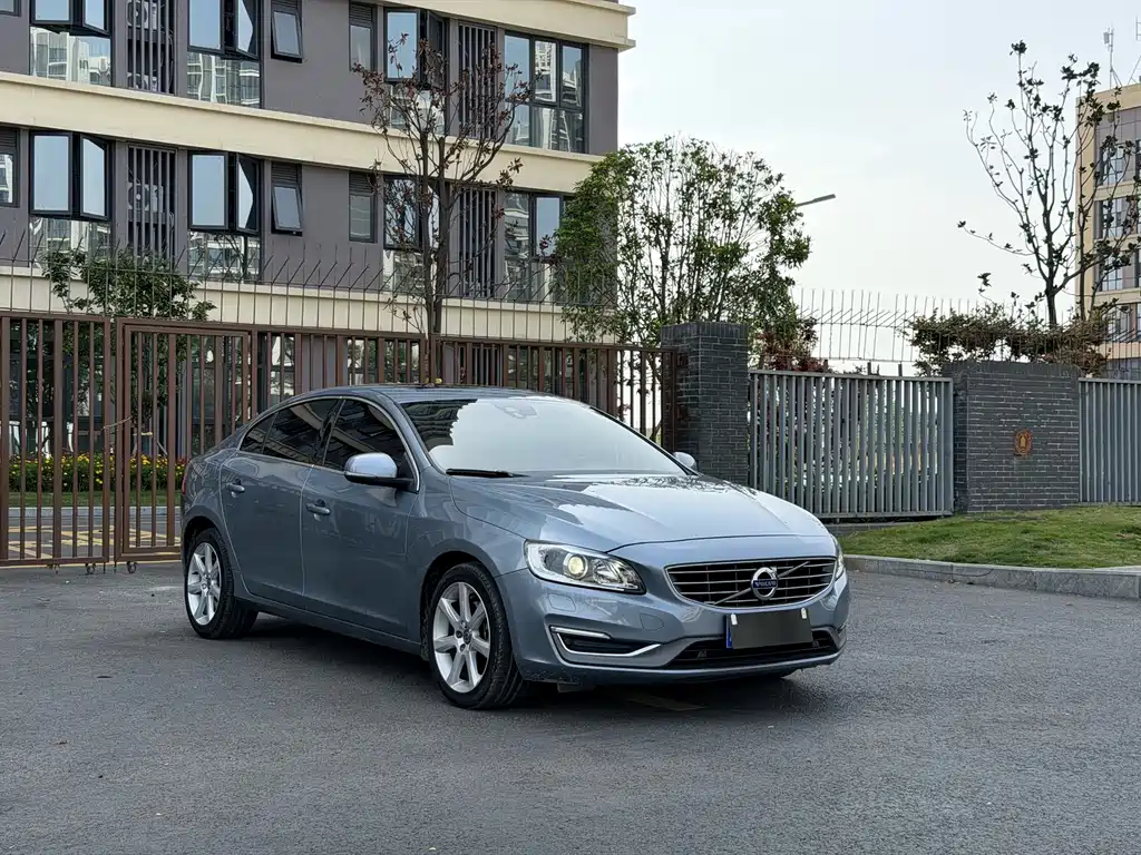 Volvo S60 2017 S60L T5