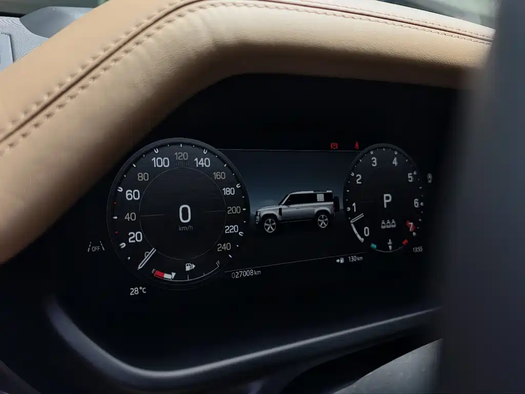 Land Rover Defender — миниатюра 6