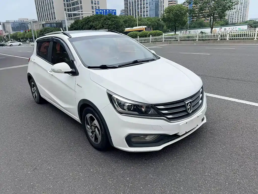 Baojun 310 — миниатюра 3