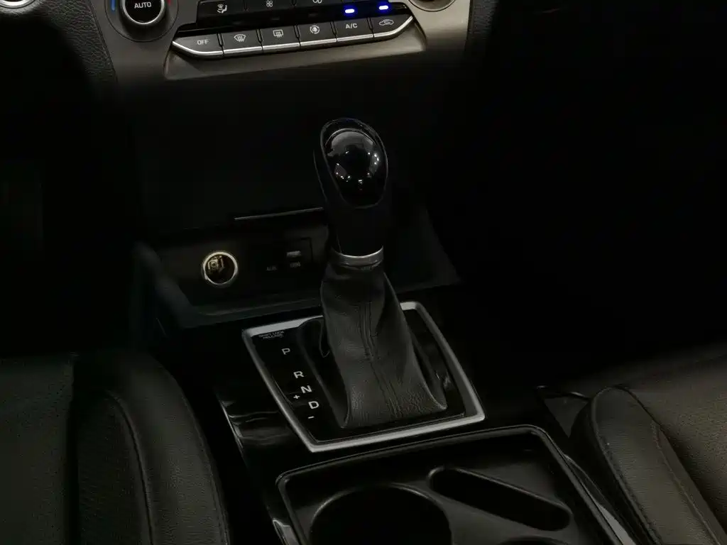 Hyundai Mistra — миниатюра 13