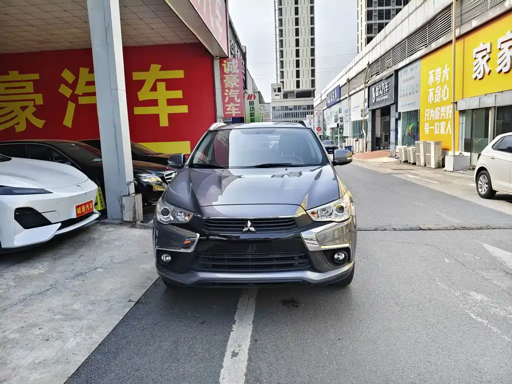 Mitsubishi ASX — миниатюра 2