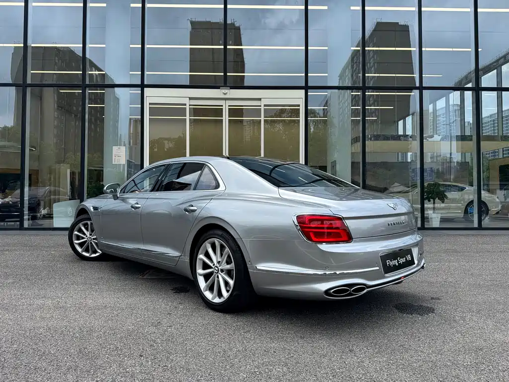Bentley Flying Spur — миниатюра 6
