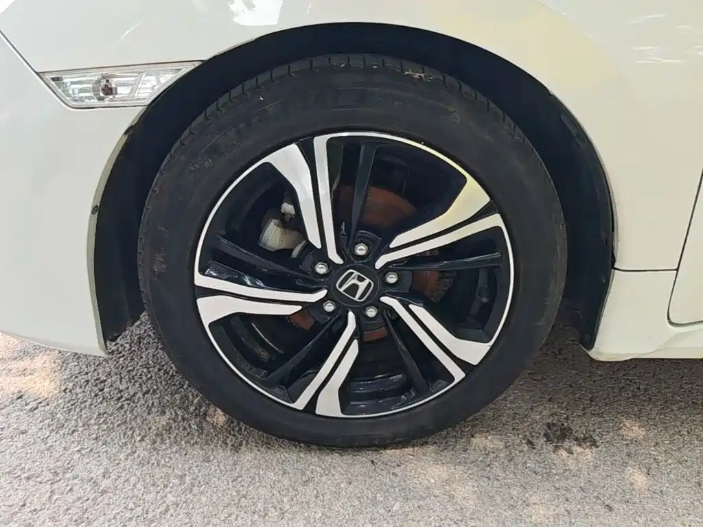 Honda Civic — миниатюра 23