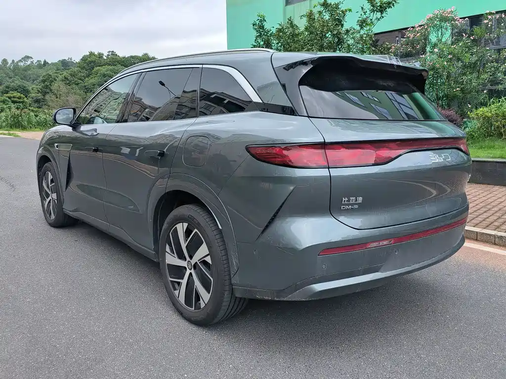 BYD Tang L L 2025 DM 200KM Flagship