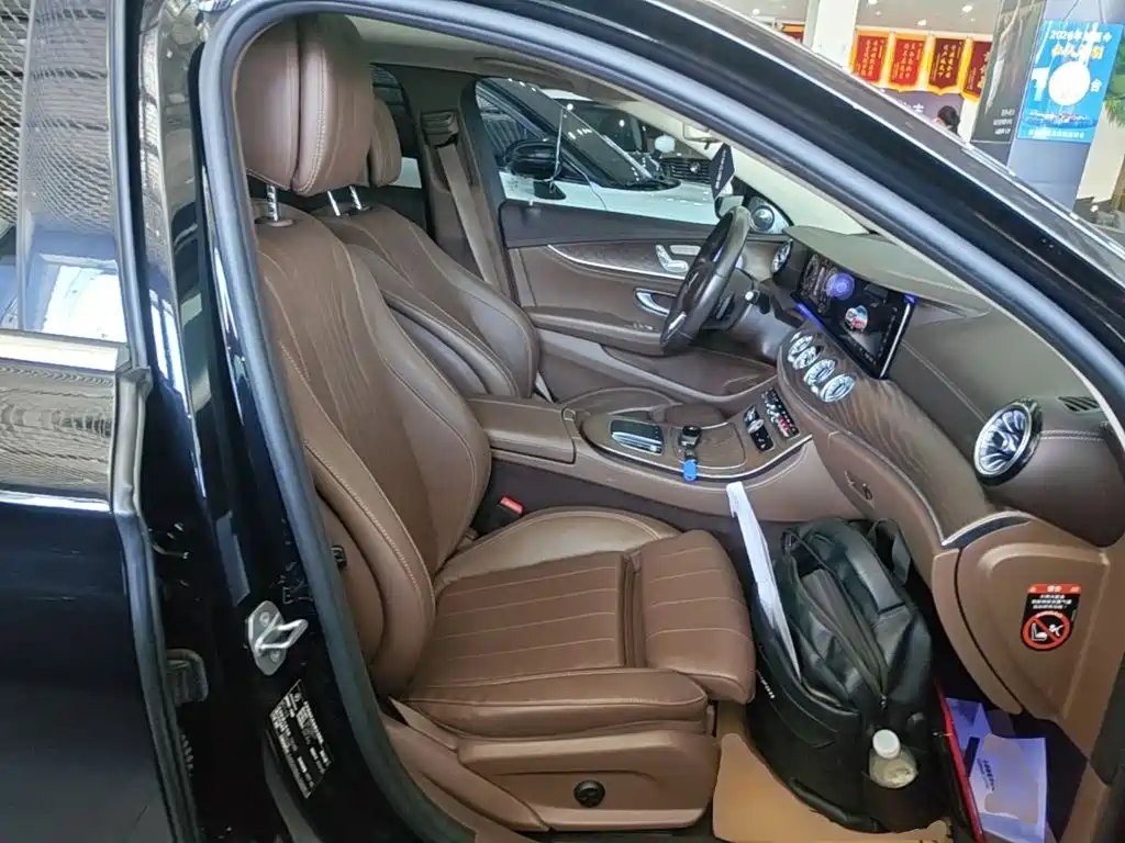 Mercedes-Benz E-Class — миниатюра 25