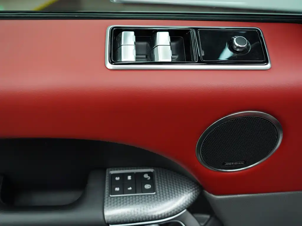 Land Rover Sport — миниатюра 16