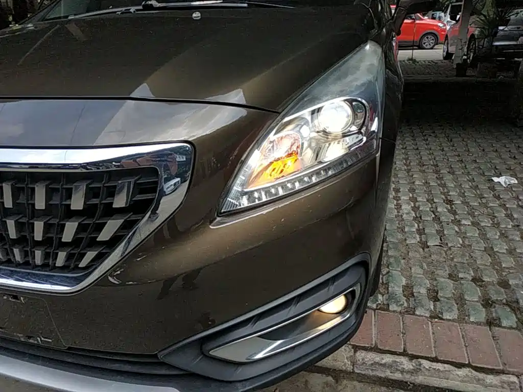 Peugeot 3008 — миниатюра 24