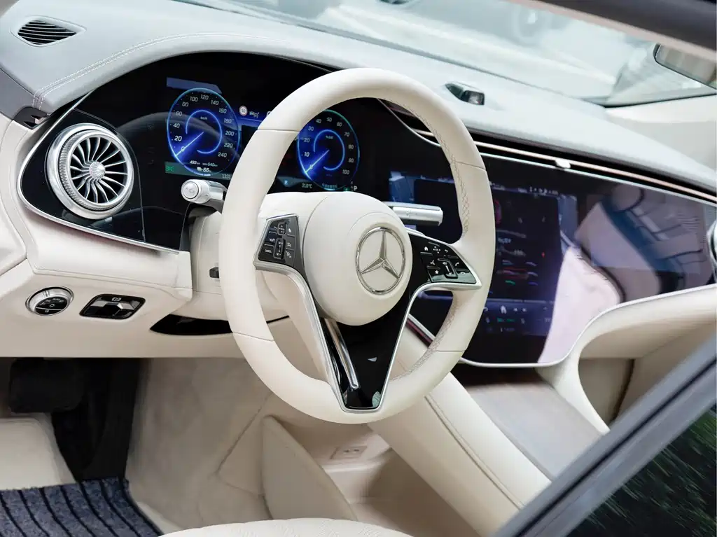 Mercedes-Benz EQS 2023 450+