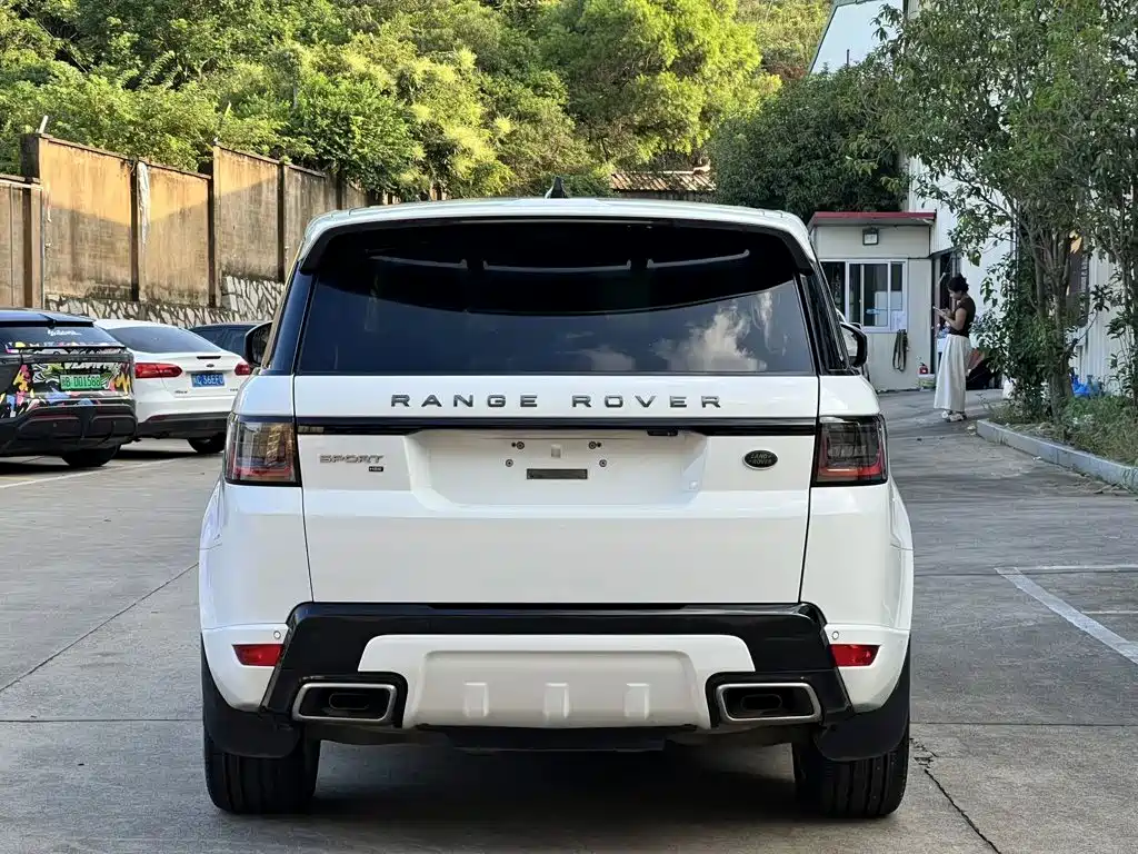 Land Rover Sport — миниатюра 8