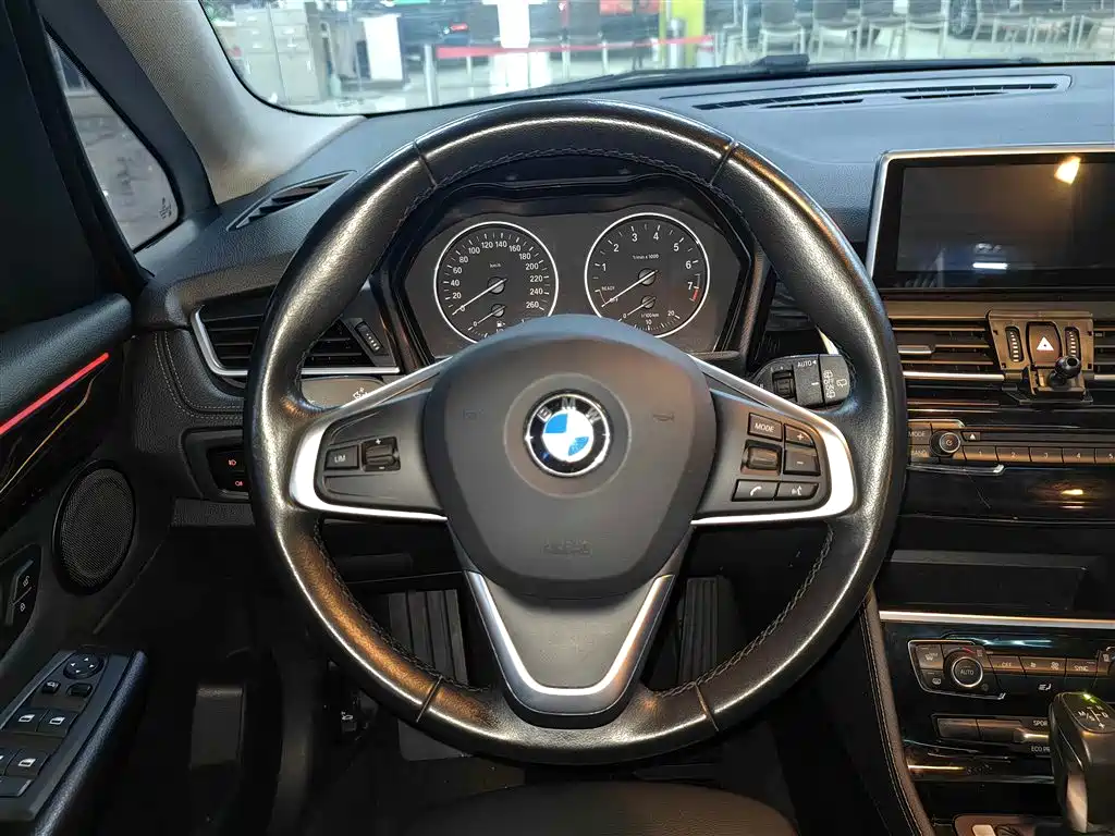 BMW 2 SERIES STATION WAGON