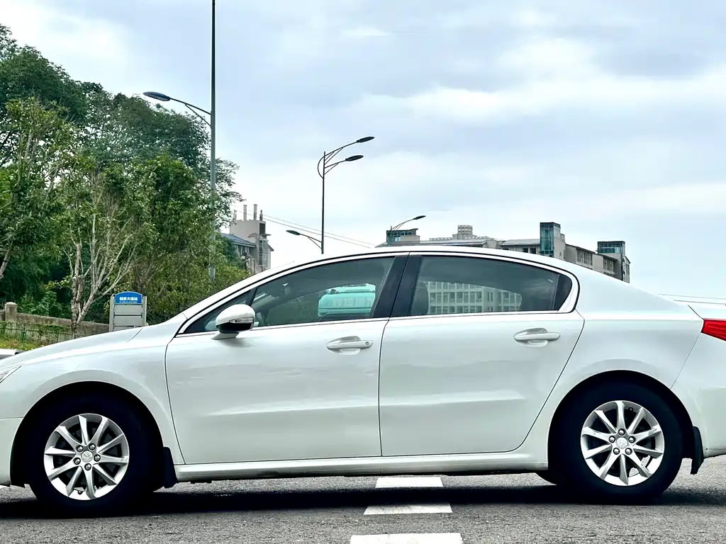 Peugeot 508 2.0L 2nd Anniversary Commemorative Auto Sunroof Classic Edition, фото 7