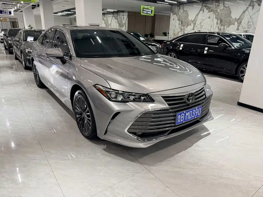Toyota Avalon — миниатюра 2