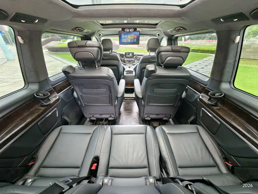Mercedes-Benz V-Class — миниатюра 8