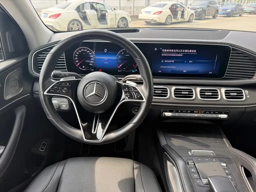 Mercedes-Benz GLE (Import) — миниатюра 13