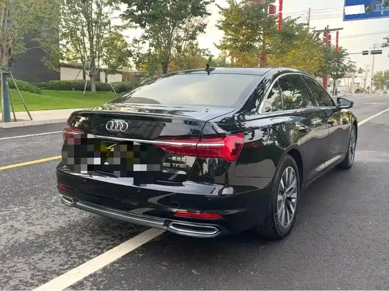 Audi A6L — миниатюра 5