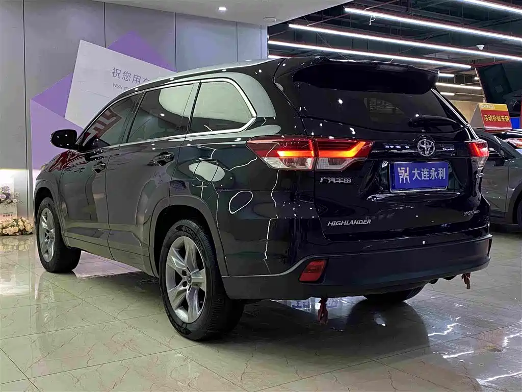 Toyota Highlander — миниатюра 18