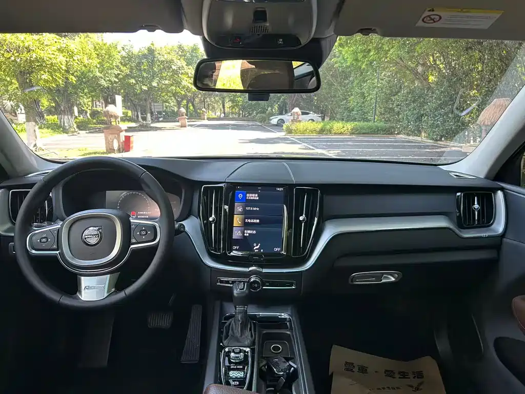 Volvo XC60 — миниатюра 5