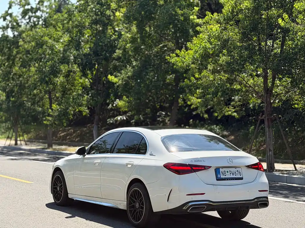 Mercedes-Benz C-Class — миниатюра 10