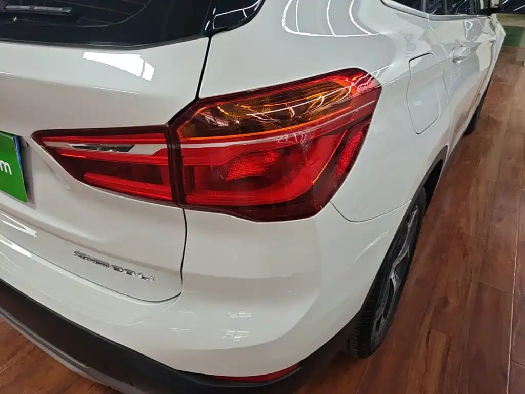 BMW X1 — миниатюра 8