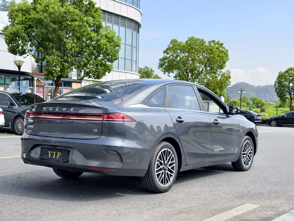 Roewe i6 — миниатюра 6