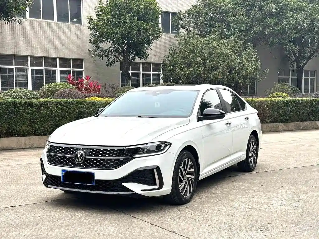 Купить Volkswagen Lavida