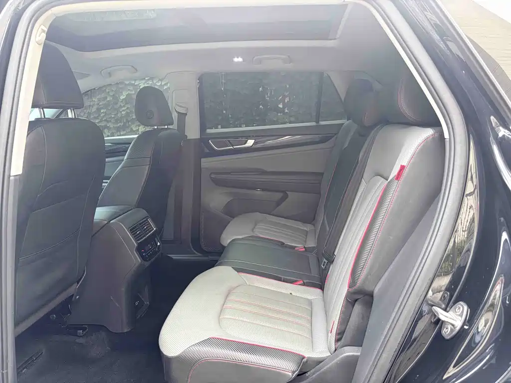 Volkswagen Teramont — миниатюра 6