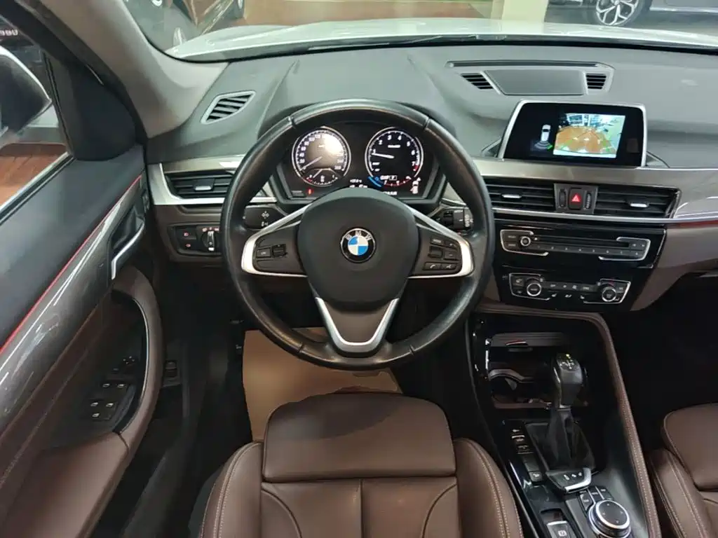 BMW X1 — миниатюра 11