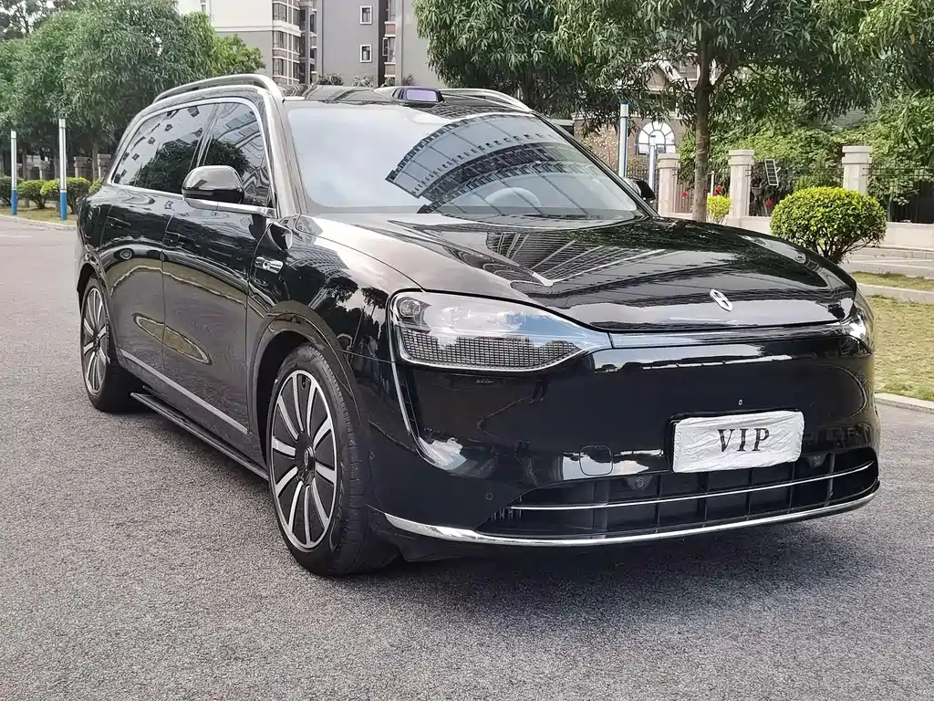 AITO ASK THE WORLD M9