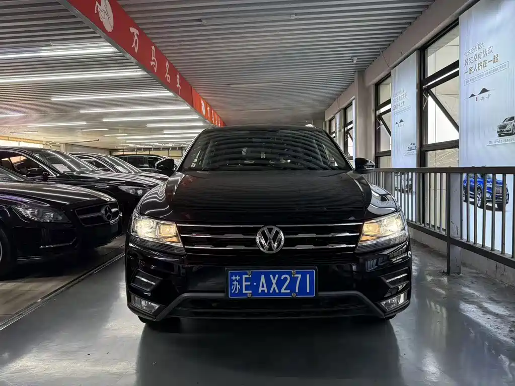 Volkswagen Tiguan L — миниатюра 2