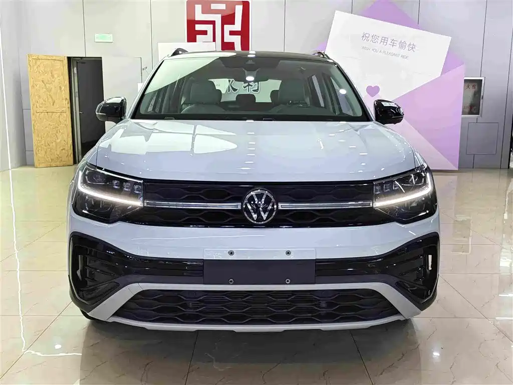 Volkswagen Tharu — миниатюра 2