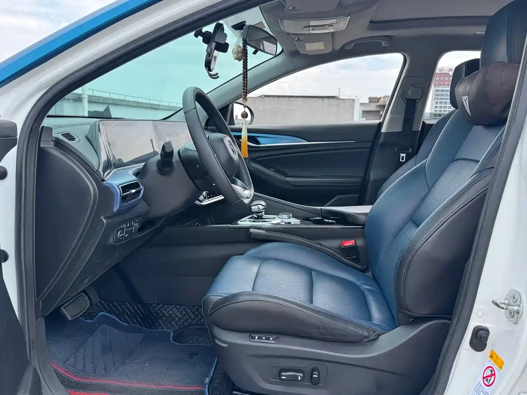 Changan Eado New Energy — миниатюра 8