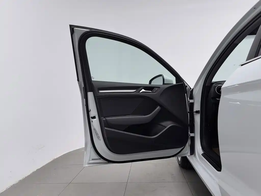 Audi A3 — миниатюра 8