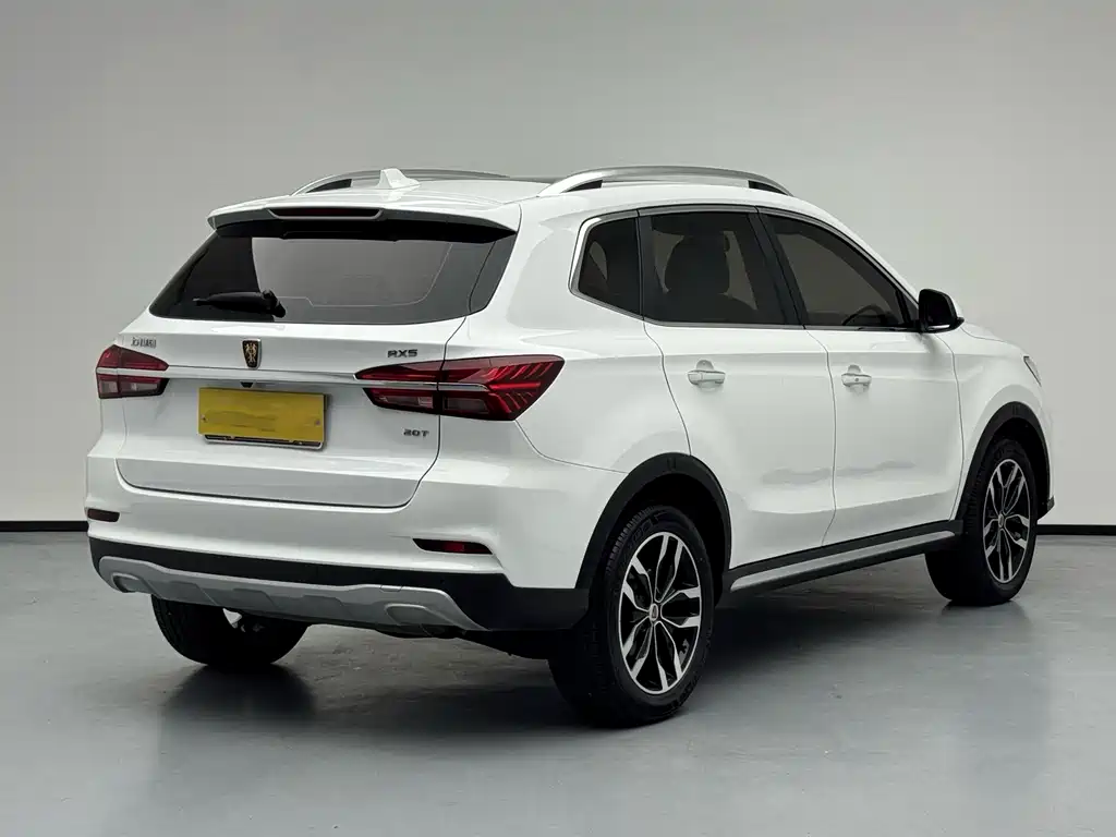 Roewe RX5 — миниатюра 4
