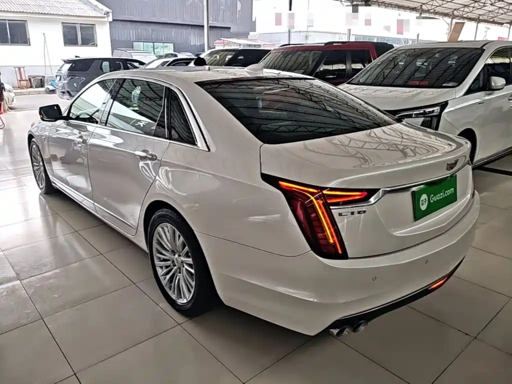 Cadillac CT6 — миниатюра 5