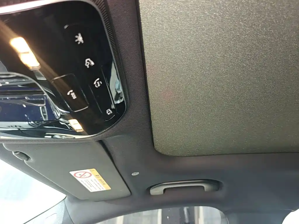 Mercedes-Benz C-Class — миниатюра 18