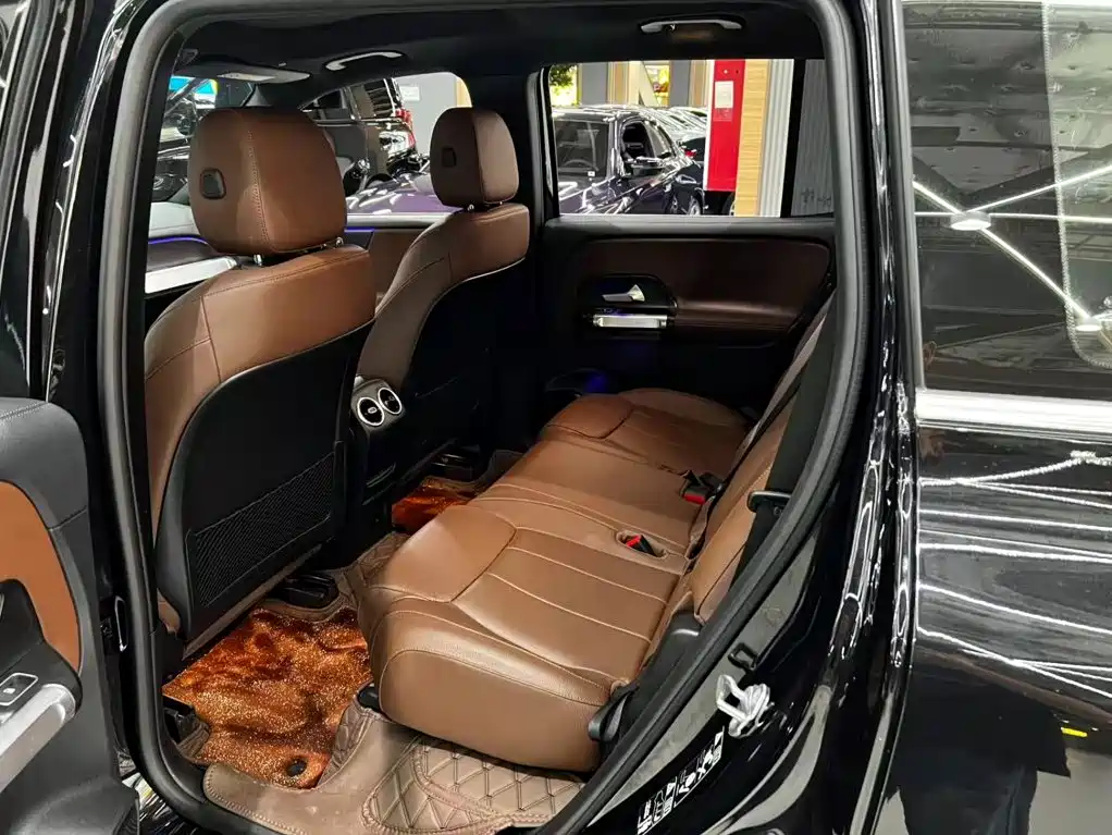 Mercedes-Benz GLB — миниатюра 6