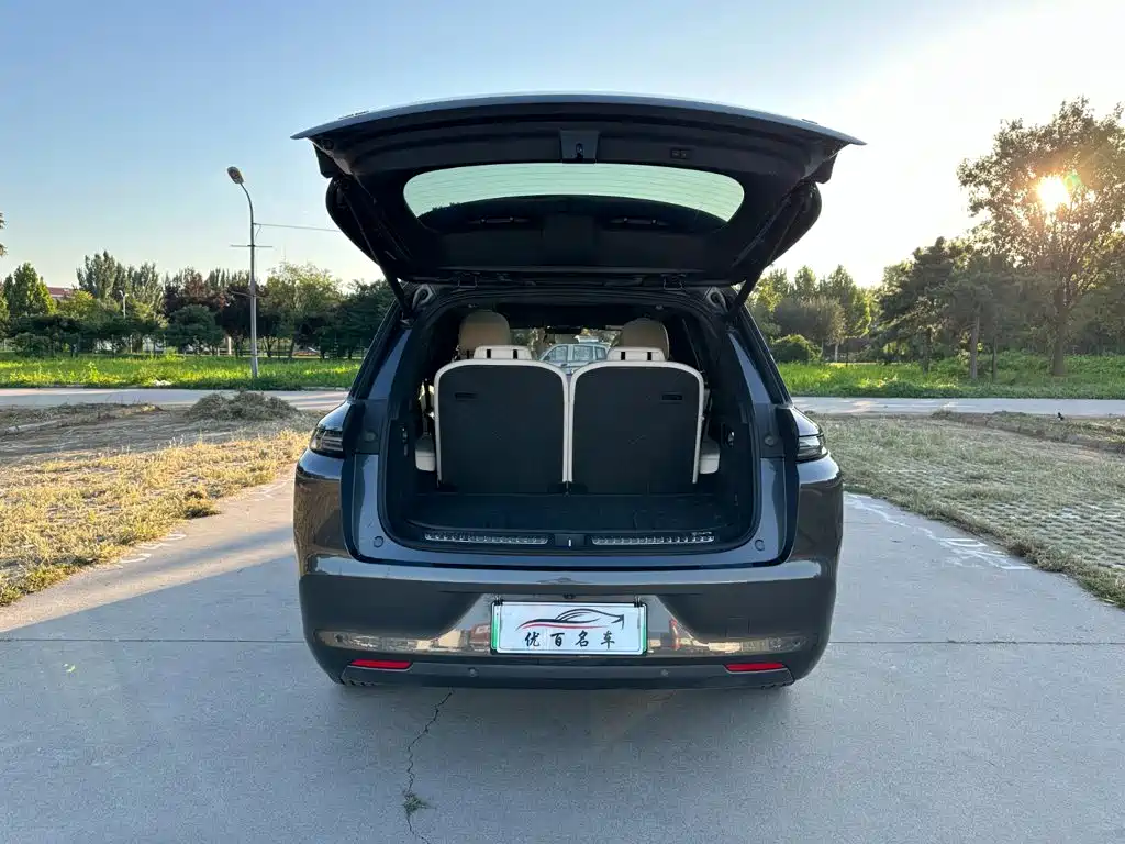 Li Auto Li L8 — миниатюра 8
