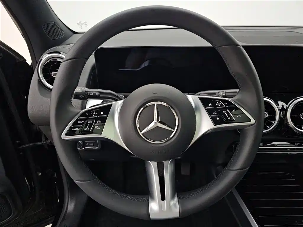 Mercedes-Benz GLB 2024 GLB 200